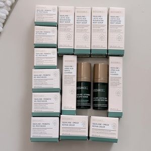 NIB BIOSSANCE Travel Minis and Travel Bag